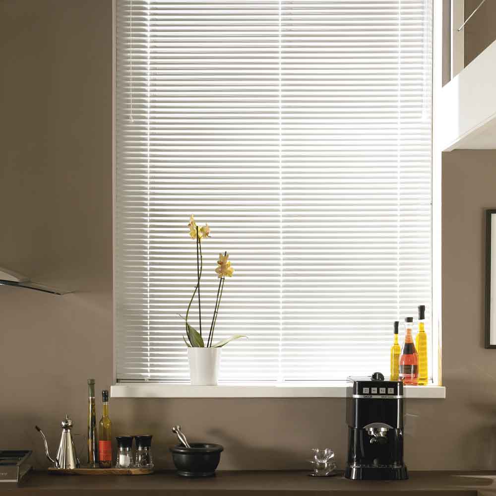 Venetian blinds in Reading